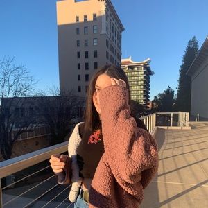 Meet your Posher, Brittney